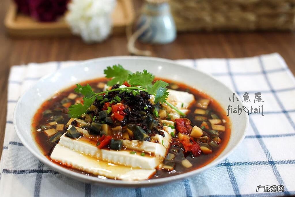 皮蛋豆腐怎么制作 豆腐皮蛋怎么做