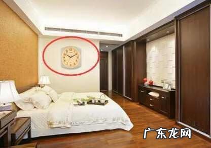 卧室挂钟表有什么讲究 风水局能不能挂钟表图片