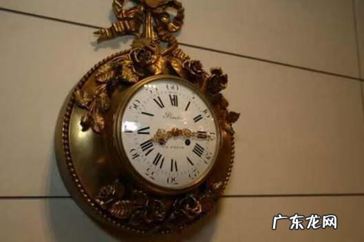 卧室挂钟表有什么讲究 风水局能不能挂钟表图片