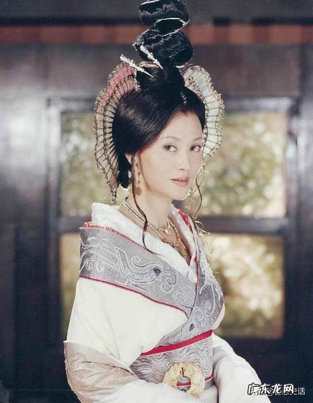 秦二世真的杀光兄弟姐妹了么,为何扶苏的儿子子婴却没有杀?