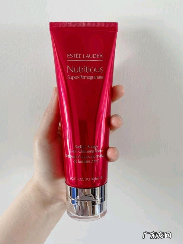 油性皮肤用什么洗面奶比较好用，推荐适合油皮的4款洗面奶