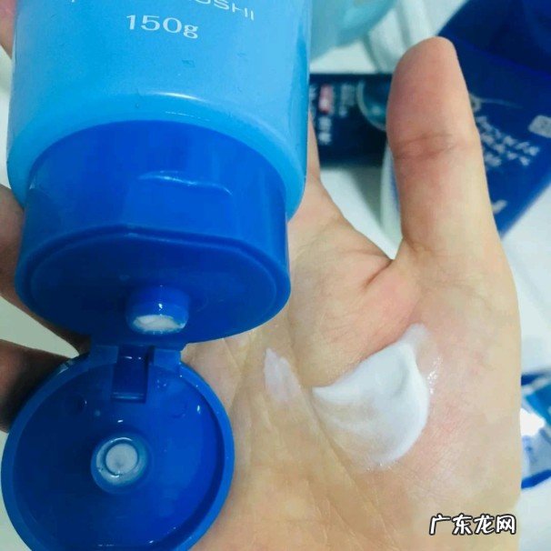 油性皮肤用什么洗面奶比较好用，推荐适合油皮的4款洗面奶