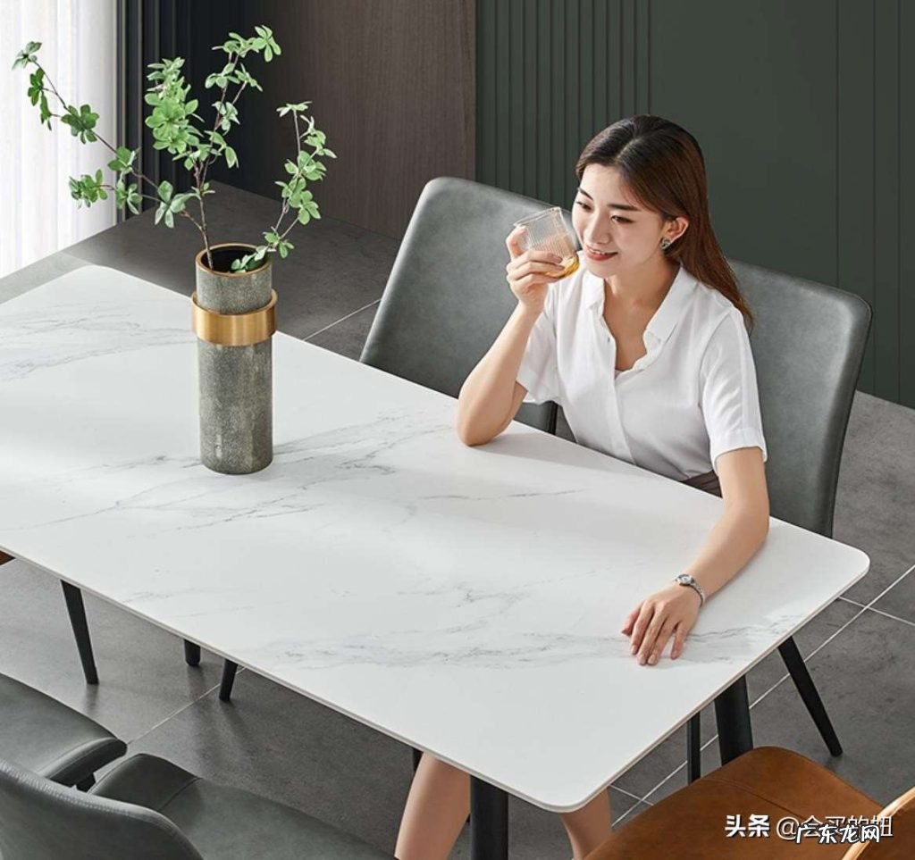 岩板餐桌是厚的好还是薄的好 岩板餐桌有什么优点与缺点!
