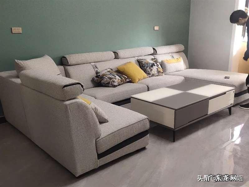 小户型装修显大方法 中小户型客厅如何装修大气显格调