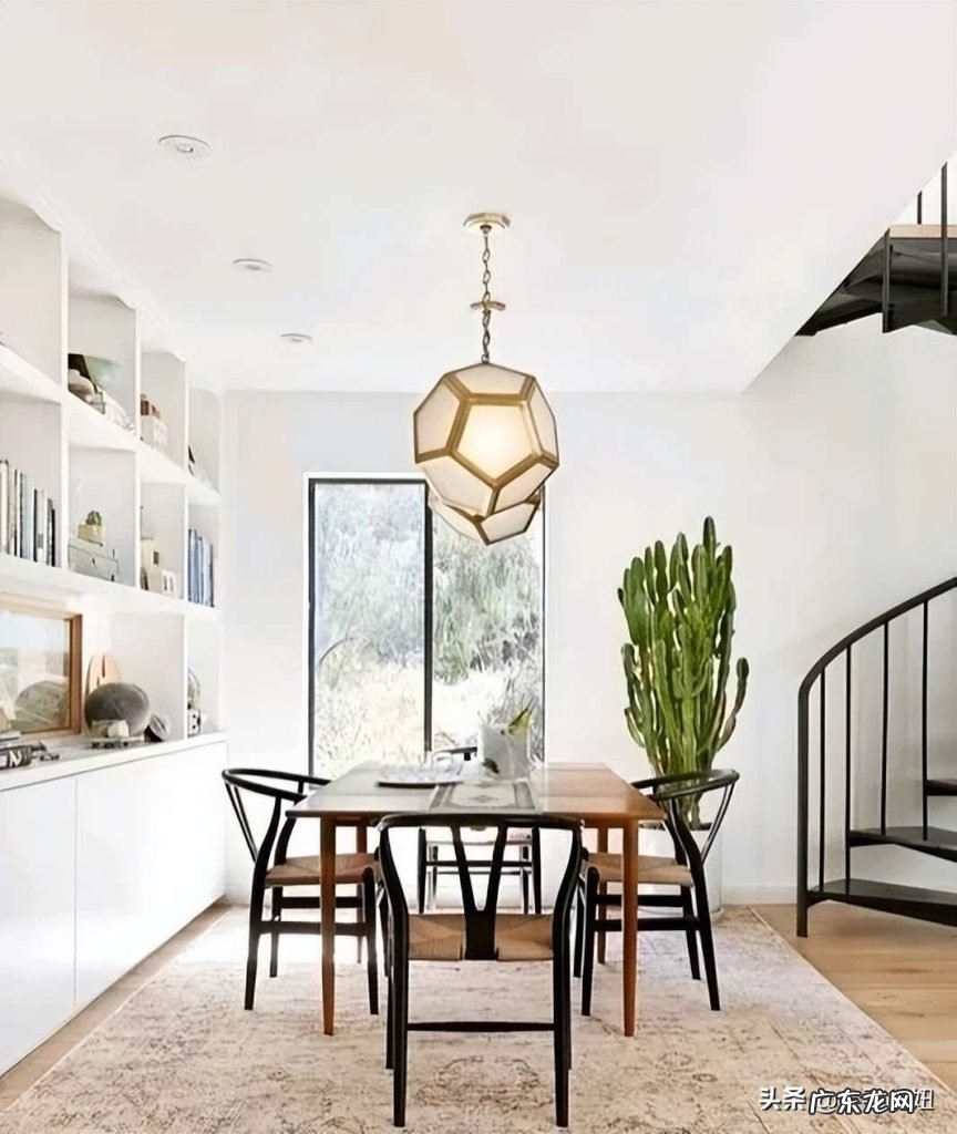 餐桌和餐椅的形状和材质重要吗 高级餐厅用哪些主材搭配比较好