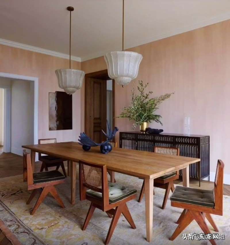 餐桌和餐椅的形状和材质重要吗 高级餐厅用哪些主材搭配比较好