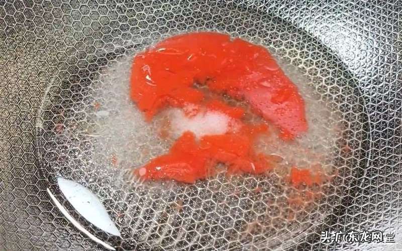 这道美食切土豆也是很关键的 教你新的土豆的吃法外焦里嫩