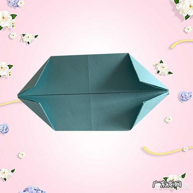小纸船折叠图文教程 小纸船的折法有哪些