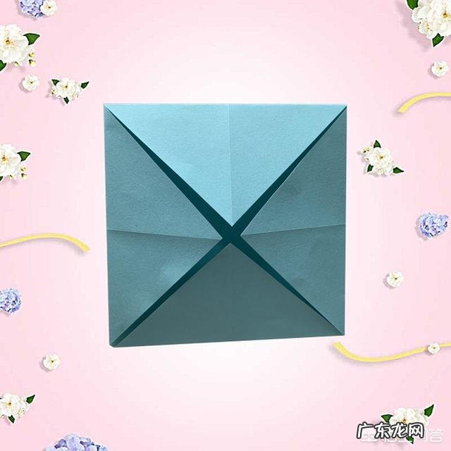 小纸船折叠图文教程 小纸船的折法有哪些