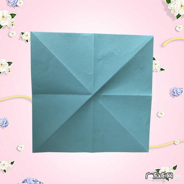 小纸船折叠图文教程 小纸船的折法有哪些