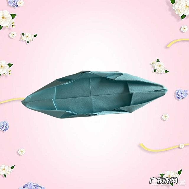 小纸船折叠图文教程 小纸船的折法有哪些