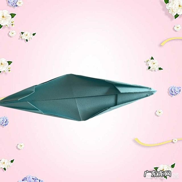小纸船折叠图文教程 小纸船的折法有哪些