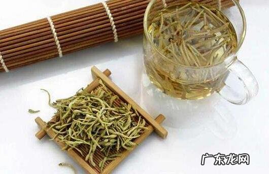 女人喝金银花的功效与作用