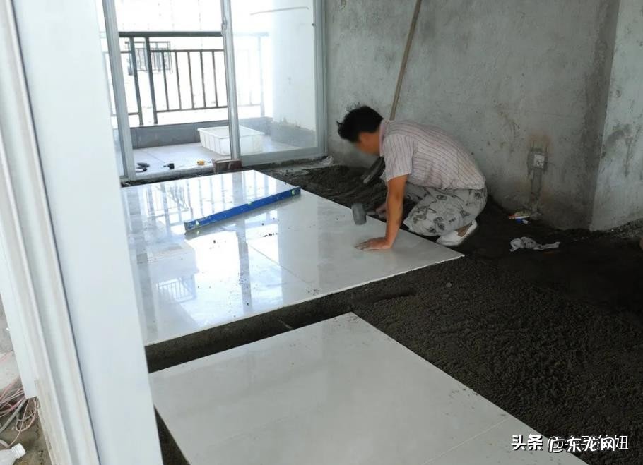 网上买瓷砖需要注意什么 网上买瓷砖如何选到自己喜欢的花色