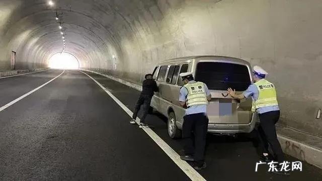 在高速应急车道换备胎会被罚款吗 高速上爆胎了怎么办