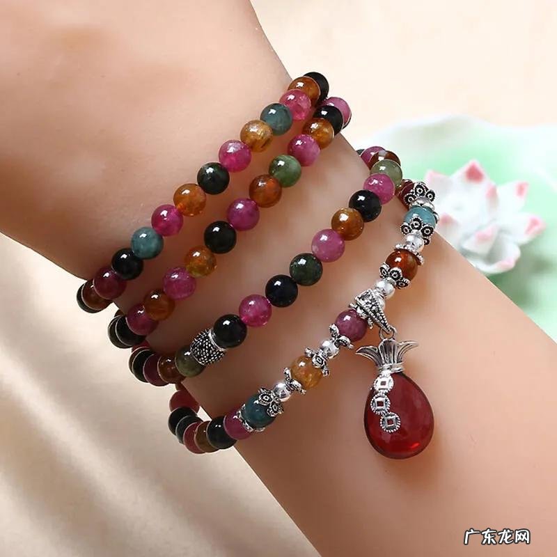 五十岁女人最应该拥有的3大奢侈品,你拥有了吗?