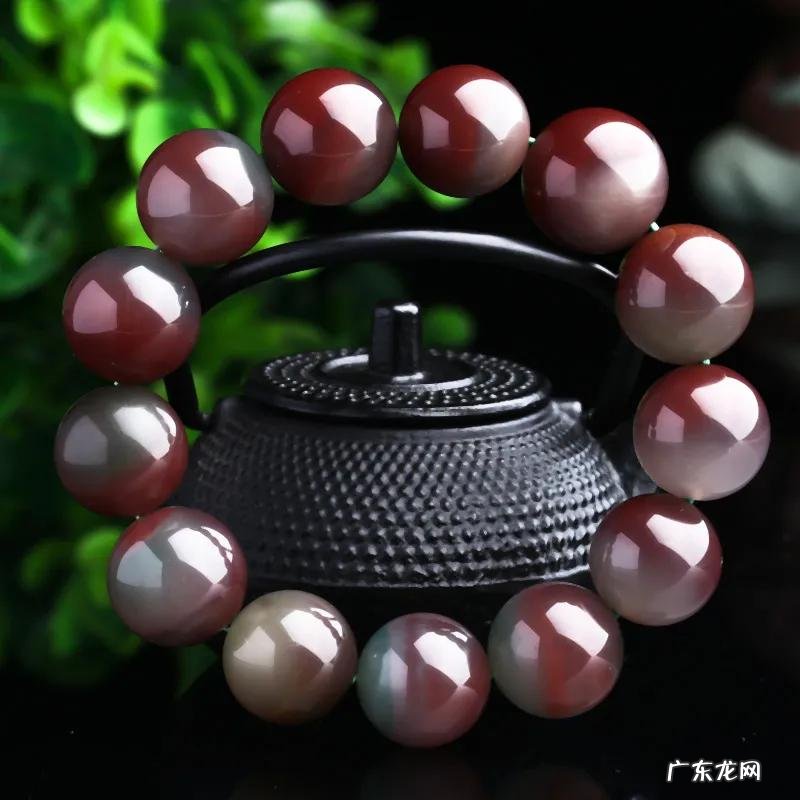 五十岁女人最应该拥有的3大奢侈品,你拥有了吗?