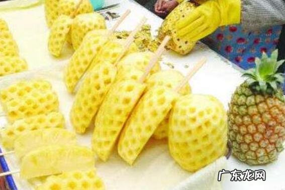 菠萝怎么削皮又不浪费 菠萝去皮最简单的方法