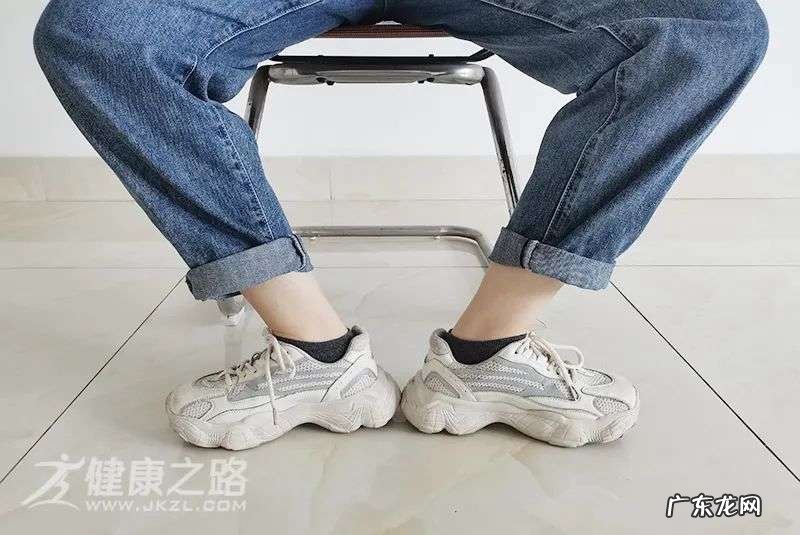 如何做好腿脚保健，延缓衰来