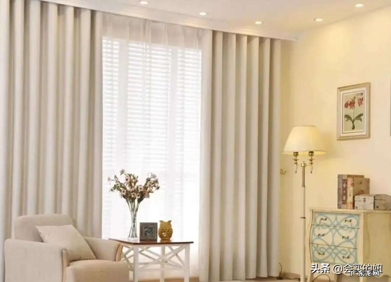 窗帘颜色怎么搭配更好看 窗帘安装怎么选面料款式颜色进行搭配