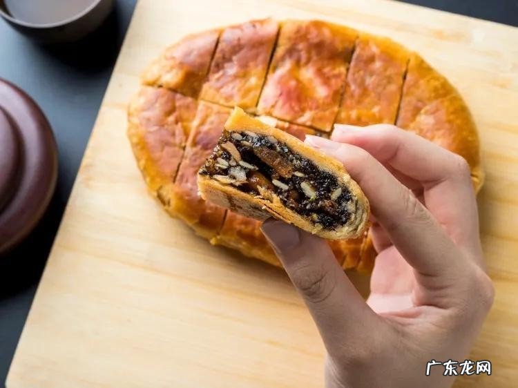 盘点全国各地中秋月饼24种,有你熟悉的家乡月饼吗?