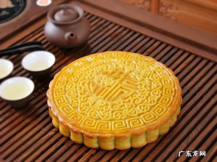 盘点全国各地中秋月饼24种,有你熟悉的家乡月饼吗?