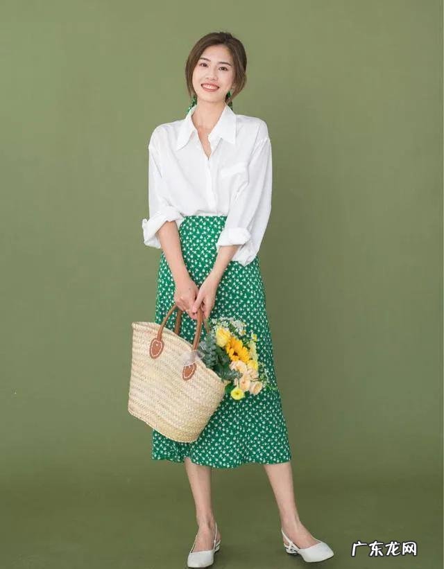 有品位女人穿衣特点 女生买衣服怎样省钱又有品位