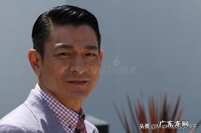 在四大天王之前能成为巨星吗 怎么评价华晨宇的演唱能力