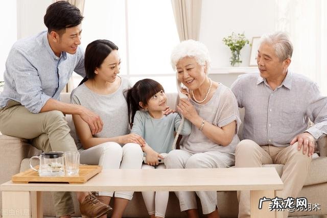 人到老年,生两个儿子老了不幸福吗?