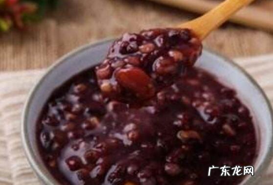 黑米粥的做法技巧 黑米粥最简单的做法