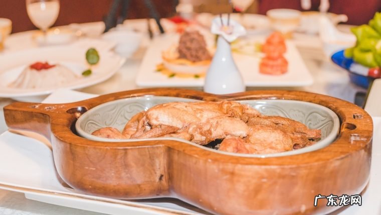 最具人气的五大美食街 西安十大地道的西安美食排行榜