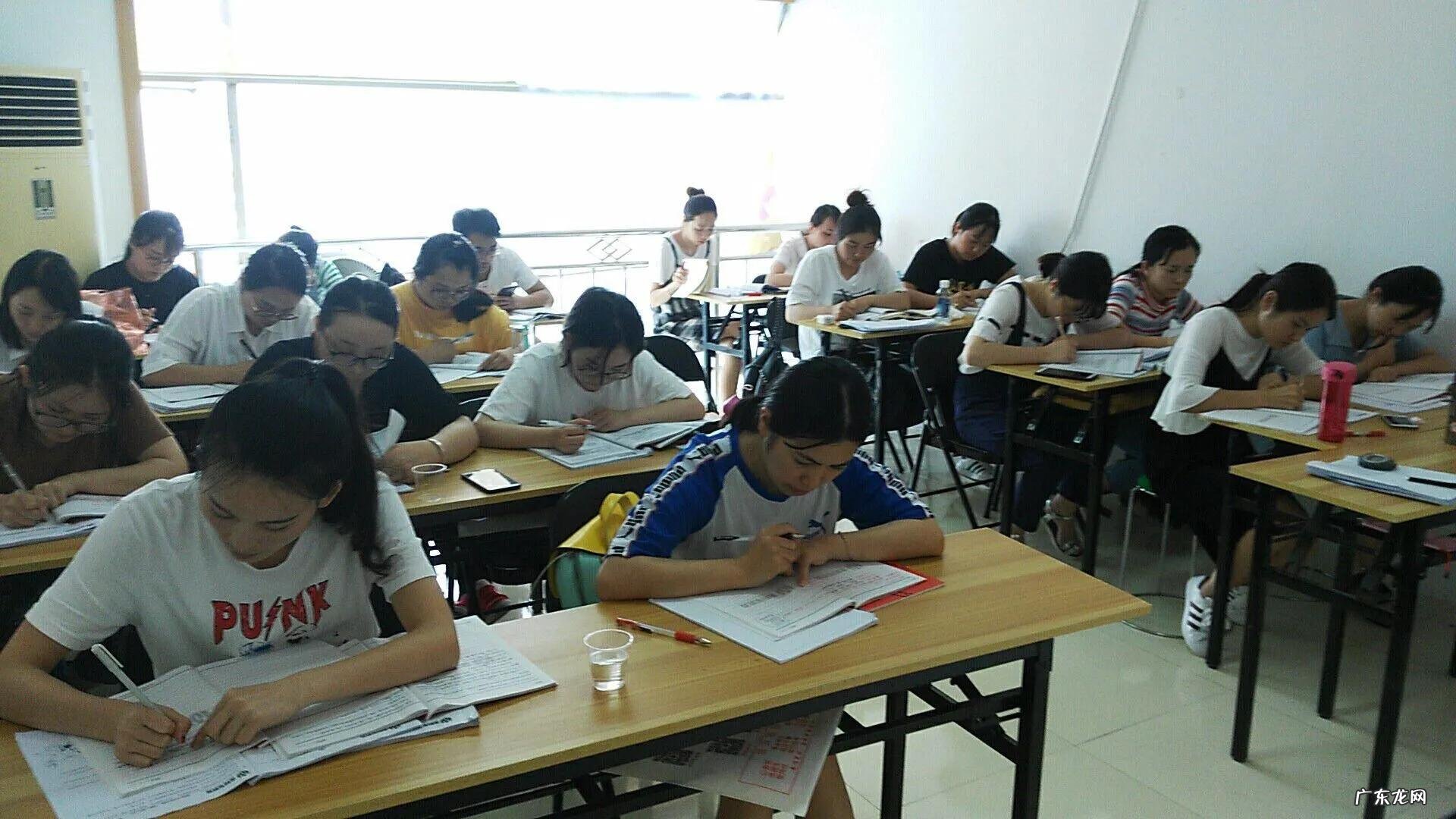 高三学生缓解考前焦虑的方法 高三学生如何轻松应对高考