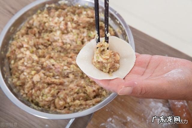 肉包子怎么做让汁更多?教你肉包子的馅鲜嫩多汁的做法