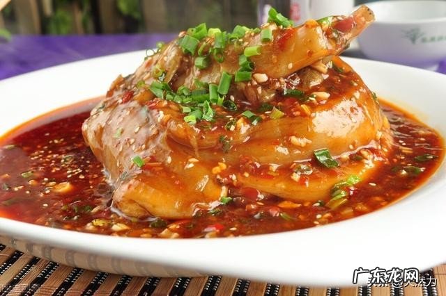 东坡肘子的烹饪方法 正宗东坡肘子的家常做法