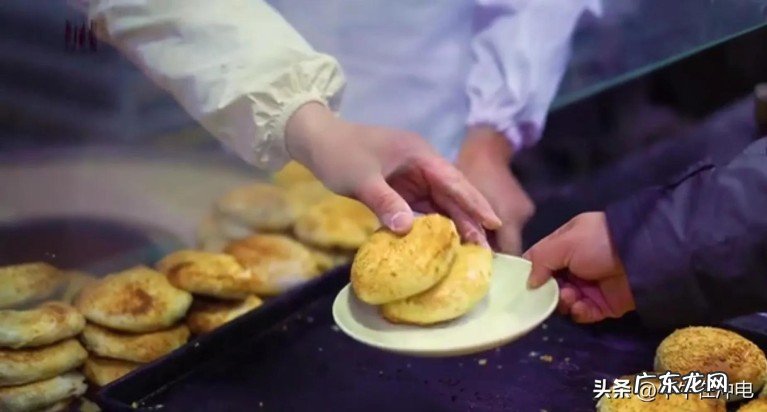 黄桥烧饼制作的详细步骤 黄桥烧饼是哪里的特产