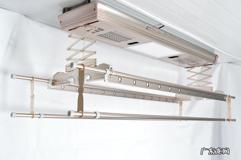 电动晾衣架是收智商税吗 家用晾衣架手摇和电动哪个好