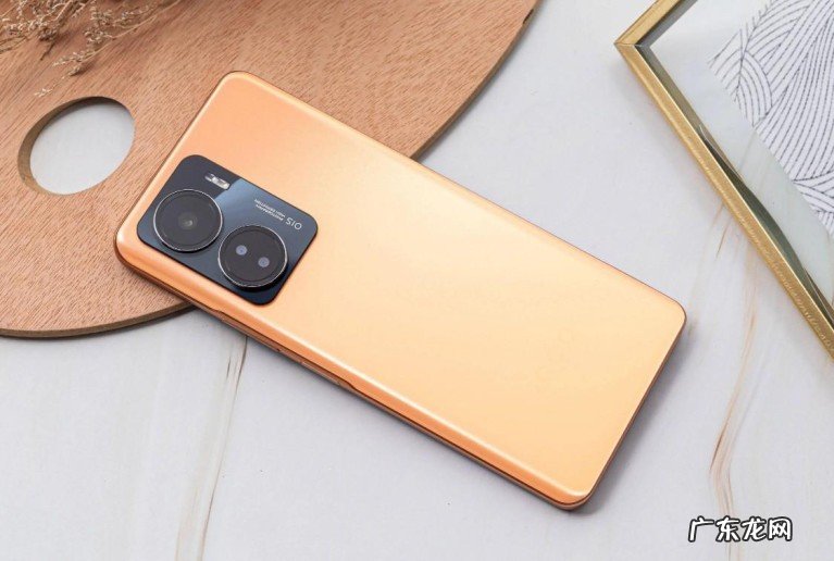 4款超长续航大屏幕手机推荐 目前高性价比智能手机有哪些