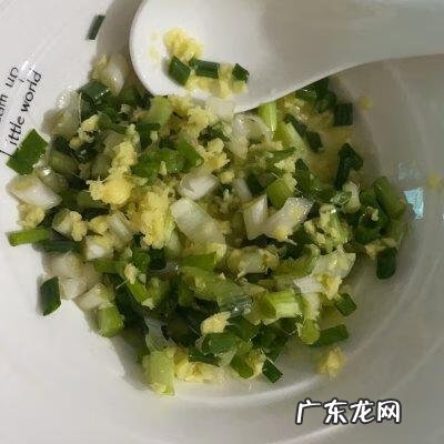 芹菜饺子馅怎么做好吃 芹菜馅的饺子馅怎么调最好吃呢