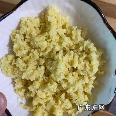 芹菜饺子馅怎么做好吃 芹菜馅的饺子馅怎么调最好吃呢