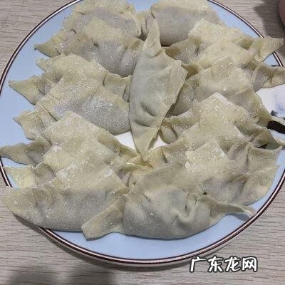 芹菜饺子馅怎么做好吃 芹菜馅的饺子馅怎么调最好吃呢