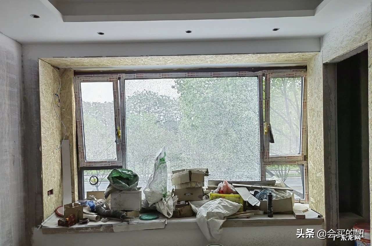 盘点大玻璃落地窗的优缺点 全景大玻璃落地窗值得装吗