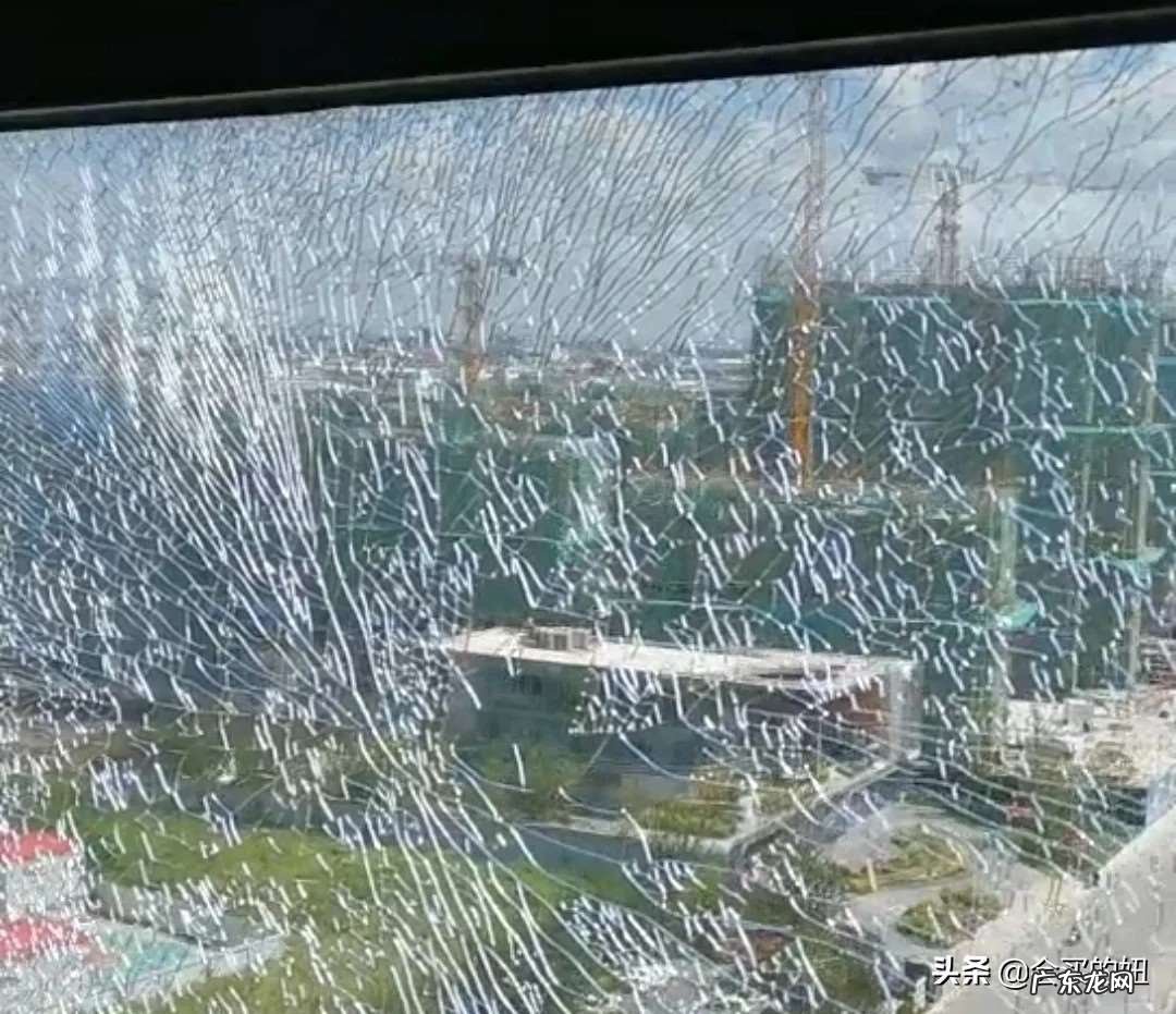 盘点大玻璃落地窗的优缺点 全景大玻璃落地窗值得装吗