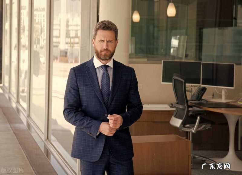 盘点对地位高的男人定义 有地位的男人喜欢什么女人