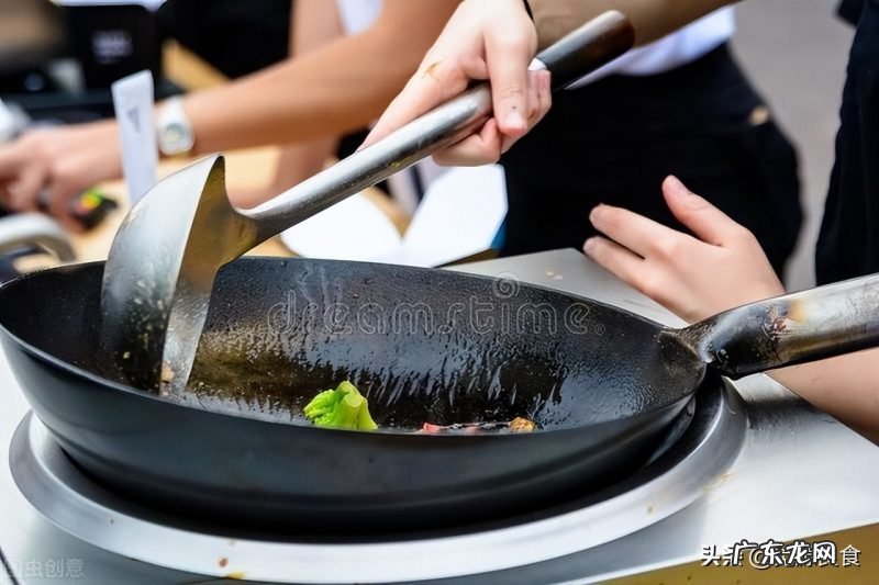 盘点生铁锅和熟铁锅的区别 买生铁锅好还是熟铁锅好