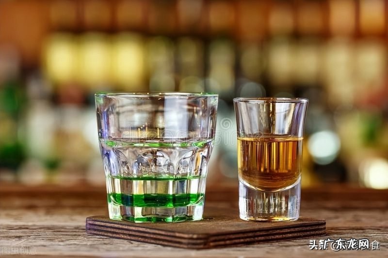 弄懂再喝益处多 夏季适量饮酒喝啤酒还是白酒