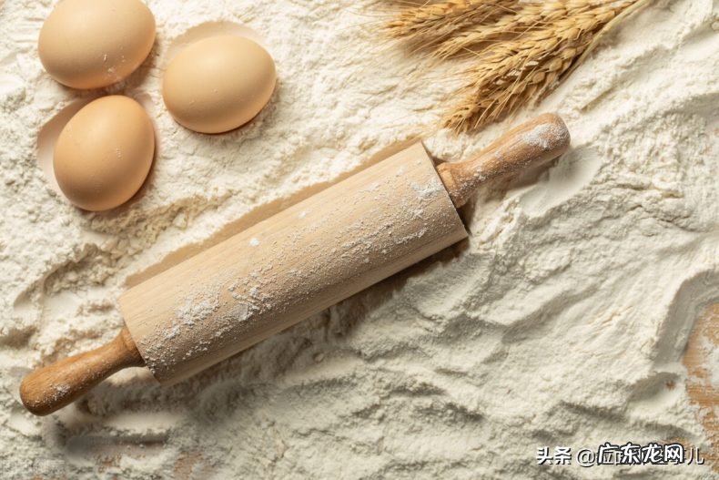 正确的挑选面粉的方法 国标面粉1355与国标8607哪个好