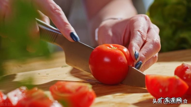 教你3招远离激素番茄 催熟的西红柿怎么辨别