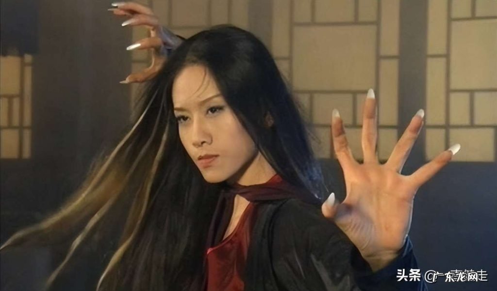 古至今邪不压正,丘处机在射雕英雄传中武功最高吗?