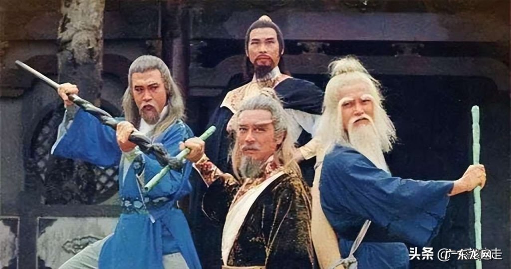 古至今邪不压正,丘处机在射雕英雄传中武功最高吗?