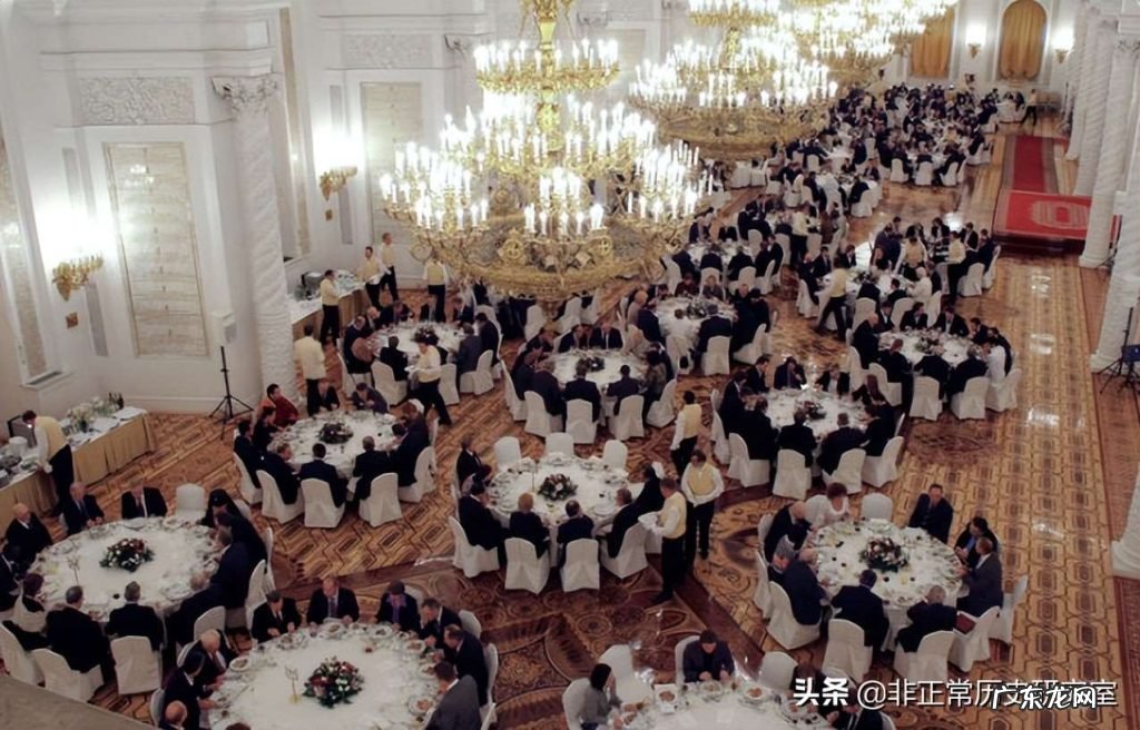 苏联晚宴菜单都有哪些 苏联的国宴都吃什么